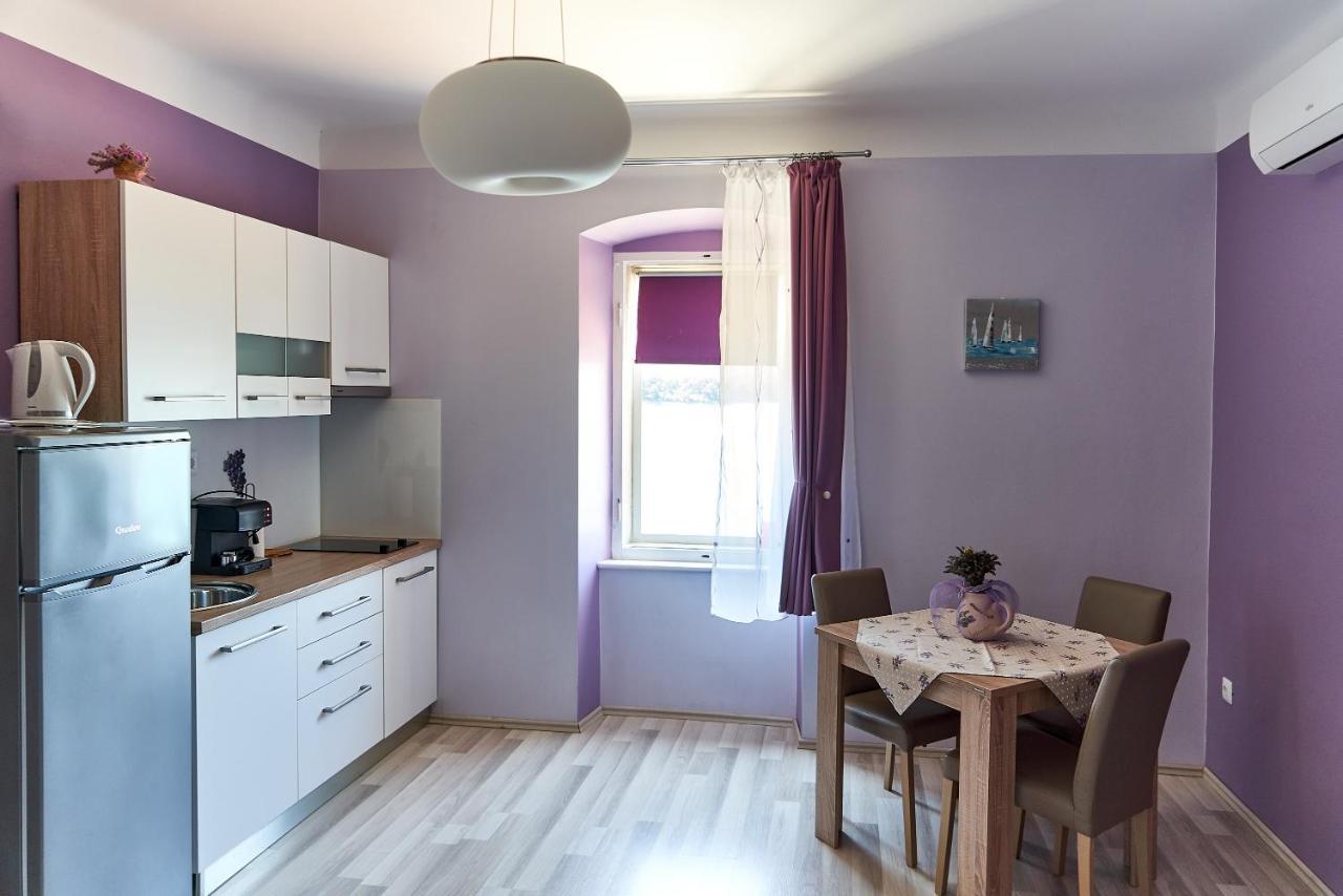 Apartments Nives Cres Zewnętrze zdjęcie