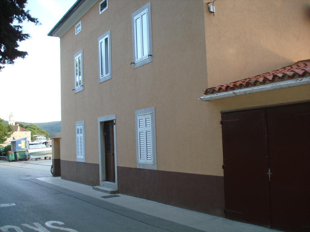Apartments Nives Cres Zewnętrze zdjęcie