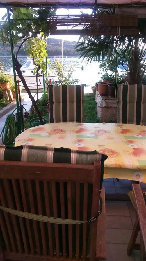 Apartments Nives Cres Zewnętrze zdjęcie